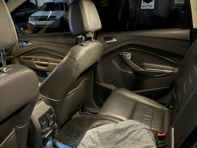 Чорний Форд Ескейп, об'ємом двигуна 1.6 л та пробігом 175 тис. км за 10300 $, фото 6 на Automoto.ua