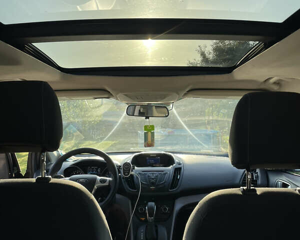 Форд Эскейп 2015 в Полтаве на Automoto.ua Черный Форд Эскейп, объемом двигателя 2 л и пробегом 215 тыс. км за 11500 $, фото 6 на Automoto.ua