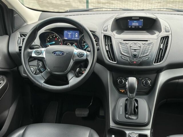 Черный Форд Эскейп, объемом двигателя 2.5 л и пробегом 126 тыс. км за 11800 $, фото 10 на Automoto.ua