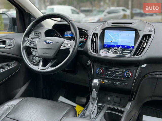 Черный Форд Эскейп, объемом двигателя 2 л и пробегом 151 тыс. км за 16600 $, фото 23 на Automoto.ua