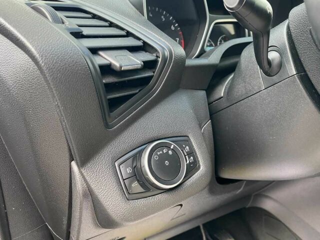 Черный Форд Эскейп, объемом двигателя 1.5 л и пробегом 128 тыс. км за 11999 $, фото 11 на Automoto.ua