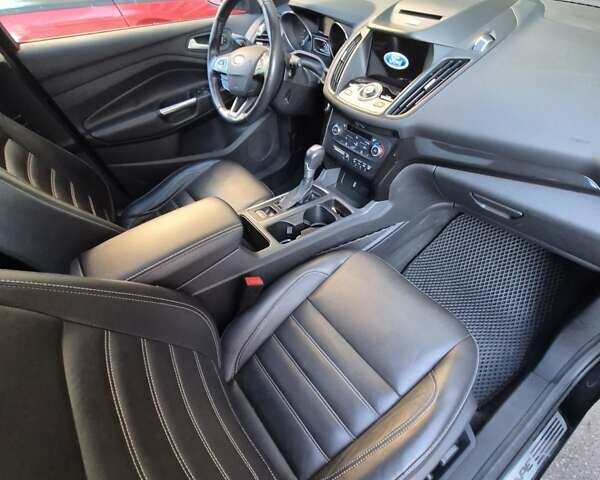 Форд Эскейп 2016 в Хмельницком на Automoto.ua Черный Форд Эскейп, объемом двигателя 2 л и пробегом 111 тыс. км за 15000 $, фото 118 на Automoto.ua