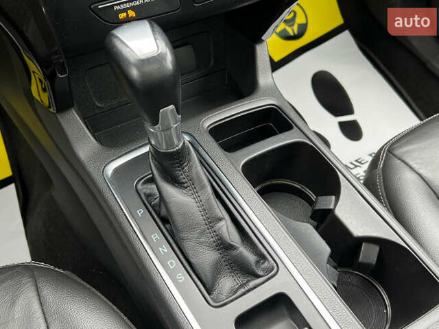 Черный Форд Эскейп, объемом двигателя 2 л и пробегом 151 тыс. км за 16600 $, фото 18 на Automoto.ua