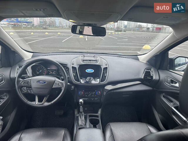 Чорний Форд Ескейп, об'ємом двигуна 1.5 л та пробігом 160 тис. км за 12000 $, фото 11 на Automoto.ua