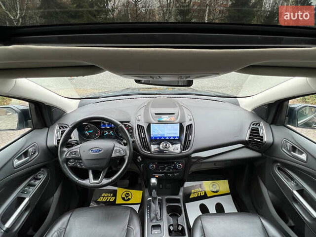 Черный Форд Эскейп, объемом двигателя 2 л и пробегом 151 тыс. км за 16600 $, фото 14 на Automoto.ua