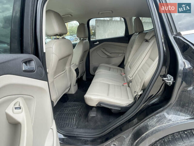 Черный Форд Эскейп, объемом двигателя 2 л и пробегом 276 тыс. км за 8450 $, фото 12 на Automoto.ua