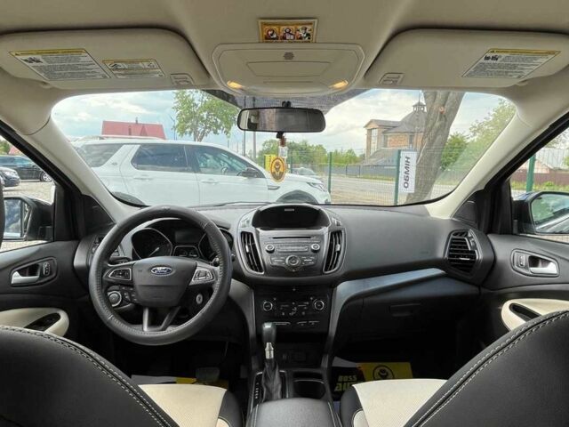 Черный Форд Эскейп, объемом двигателя 1.5 л и пробегом 128 тыс. км за 11999 $, фото 7 на Automoto.ua