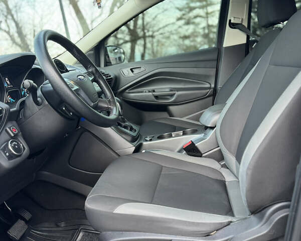 Черный Форд Эскейп, объемом двигателя 2.52 л и пробегом 98 тыс. км за 12900 $, фото 9 на Automoto.ua