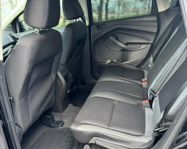 Черный Форд Эскейп, объемом двигателя 2.52 л и пробегом 98 тыс. км за 12900 $, фото 15 на Automoto.ua