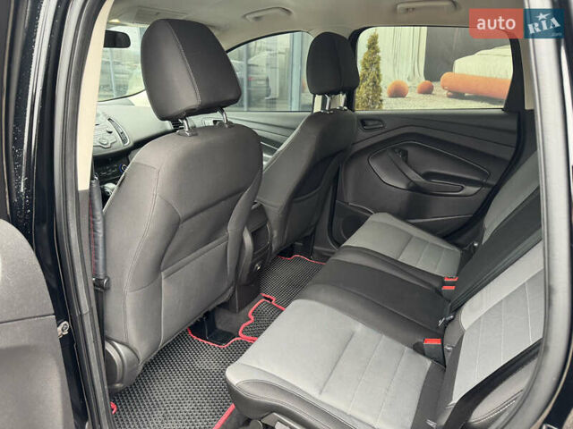 Черный Форд Эскейп, объемом двигателя 2.49 л и пробегом 177 тыс. км за 10500 $, фото 10 на Automoto.ua