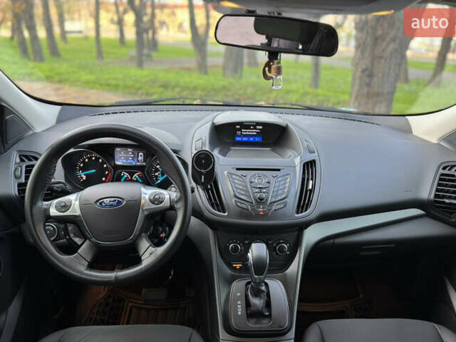 Черный Форд Эскейп, объемом двигателя 2.52 л и пробегом 98 тыс. км за 12900 $, фото 17 на Automoto.ua