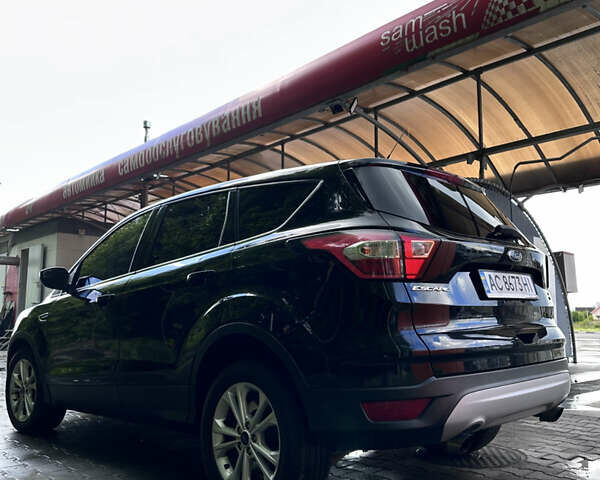 Чорний Форд Ескейп, об'ємом двигуна 2 л та пробігом 150 тис. км за 11500 $, фото 4 на Automoto.ua