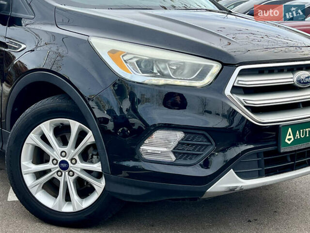Черный Форд Эскейп, объемом двигателя 1.5 л и пробегом 187 тыс. км за 12000 $, фото 9 на Automoto.ua