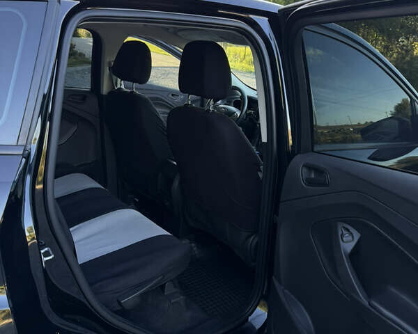 Черный Форд Эскейп, объемом двигателя 2 л и пробегом 63 тыс. км за 13200 $, фото 11 на Automoto.ua