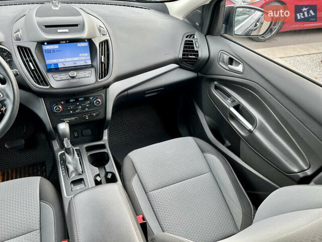 Чорний Форд Ескейп, об'ємом двигуна 1.5 л та пробігом 187 тис. км за 12500 $, фото 39 на Automoto.ua