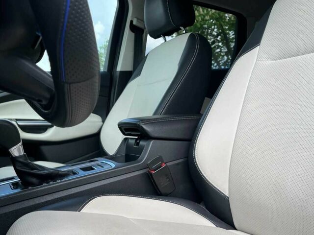 Черный Форд Эскейп, объемом двигателя 1.5 л и пробегом 128 тыс. км за 11999 $, фото 17 на Automoto.ua