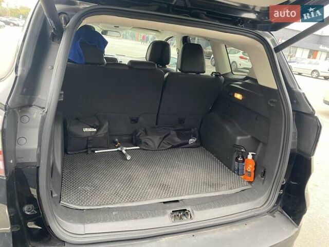 Форд Эскейп 2016 в Киеве на Automoto.ua Черный Форд Эскейп, объемом двигателя 1.5 л и пробегом 115 тыс. км за 12700 $, фото 9 на Automoto.ua