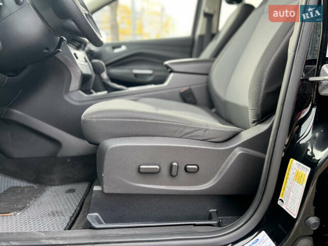 Черный Форд Эскейп, объемом двигателя 1.5 л и пробегом 187 тыс. км за 12000 $, фото 19 на Automoto.ua