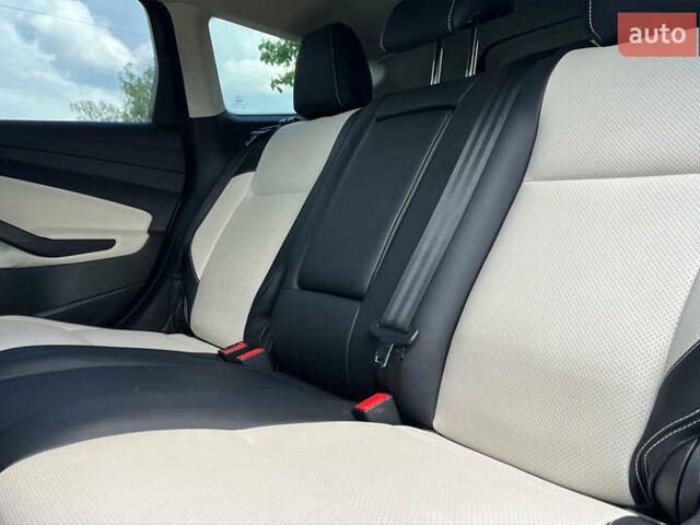 Черный Форд Эскейп, объемом двигателя 1.5 л и пробегом 128 тыс. км за 11999 $, фото 15 на Automoto.ua