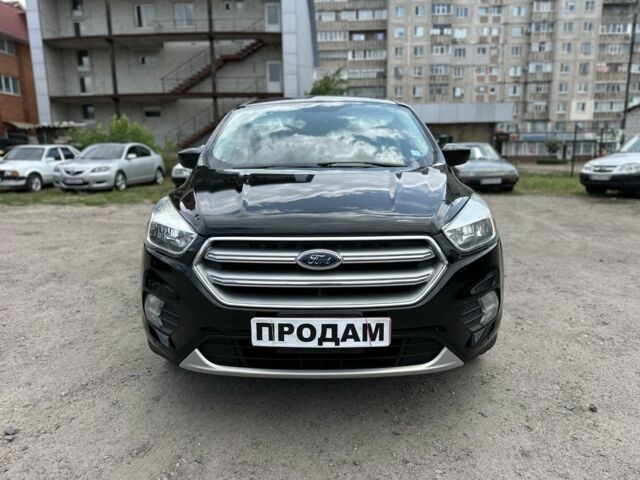 Черный Форд Эскейп, объемом двигателя 2 л и пробегом 259 тыс. км за 10300 $, фото 4 на Automoto.ua