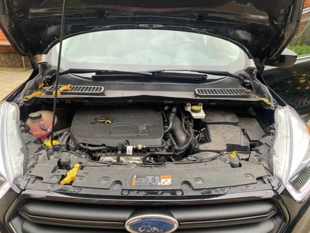 Чорний Форд Ескейп, об'ємом двигуна 1.5 л та пробігом 80 тис. км за 13500 $, фото 7 на Automoto.ua