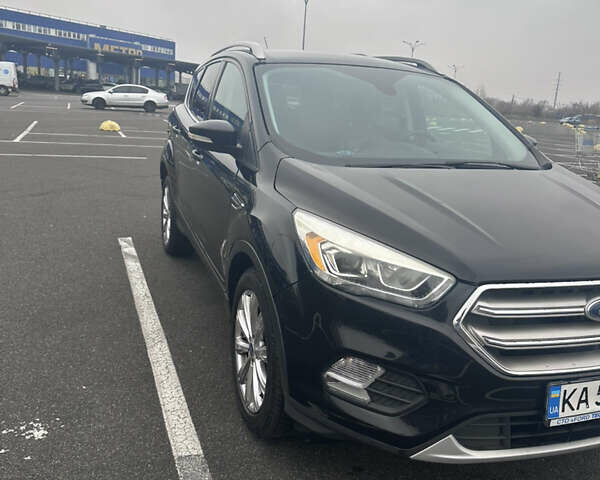 Чорний Форд Ескейп, об'ємом двигуна 1.5 л та пробігом 160 тис. км за 12000 $, фото 1 на Automoto.ua