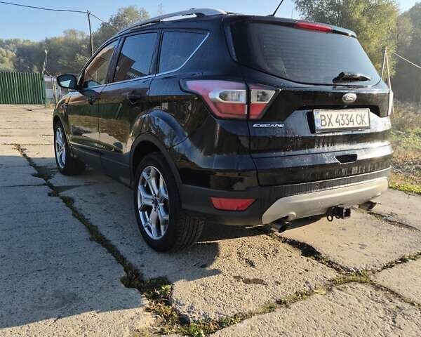 Форд Эскейп 2016 в Хмельницком на Automoto.ua Черный Форд Эскейп, объемом двигателя 2 л и пробегом 111 тыс. км за 15000 $, фото 137 на Automoto.ua