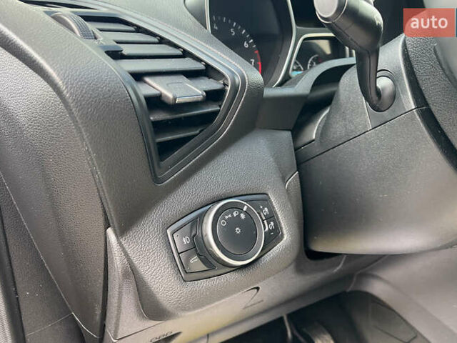 Черный Форд Эскейп, объемом двигателя 1.5 л и пробегом 128 тыс. км за 11999 $, фото 10 на Automoto.ua