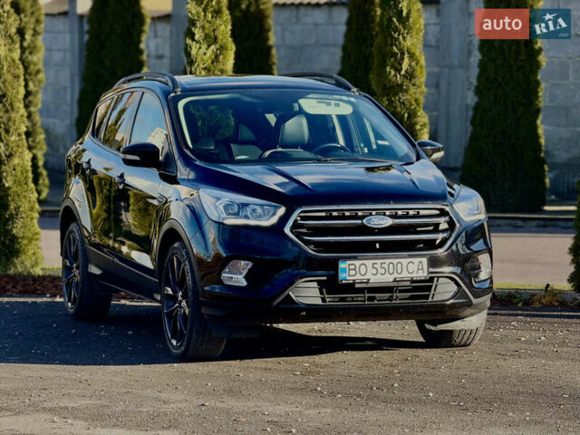 Чорний Форд Ескейп, об'ємом двигуна 1.5 л та пробігом 172 тис. км за 14350 $, фото 1 на Automoto.ua