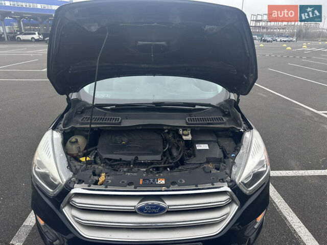 Чорний Форд Ескейп, об'ємом двигуна 1.5 л та пробігом 160 тис. км за 12000 $, фото 13 на Automoto.ua