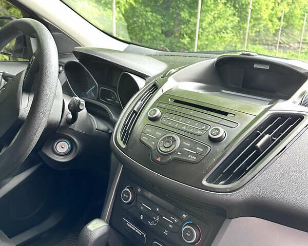 Чорний Форд Ескейп, об'ємом двигуна 2 л та пробігом 150 тис. км за 11500 $, фото 29 на Automoto.ua