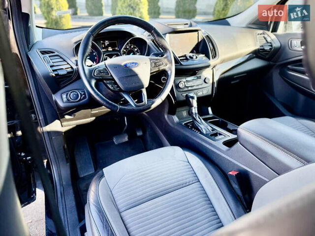 Чорний Форд Ескейп, об'ємом двигуна 1.5 л та пробігом 172 тис. км за 14350 $, фото 57 на Automoto.ua