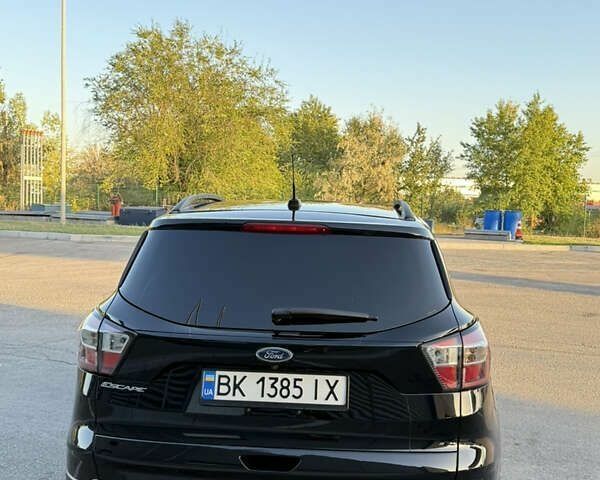 Черный Форд Эскейп, объемом двигателя 2.5 л и пробегом 125 тыс. км за 13500 $, фото 10 на Automoto.ua