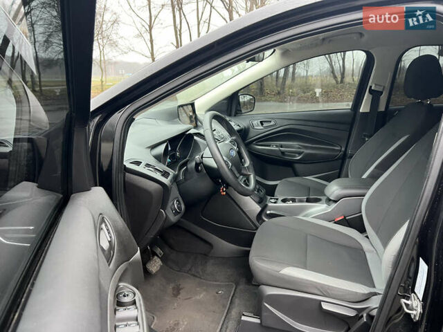 Черный Форд Эскейп, объемом двигателя 2.5 л и пробегом 200 тыс. км за 11700 $, фото 2 на Automoto.ua