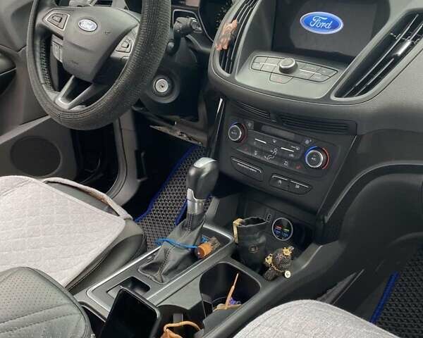 Форд Эскейп 2016 в Киеве на Automoto.ua Черный Форд Эскейп, объемом двигателя 1.5 л и пробегом 115 тыс. км за 12700 $, фото 6 на Automoto.ua