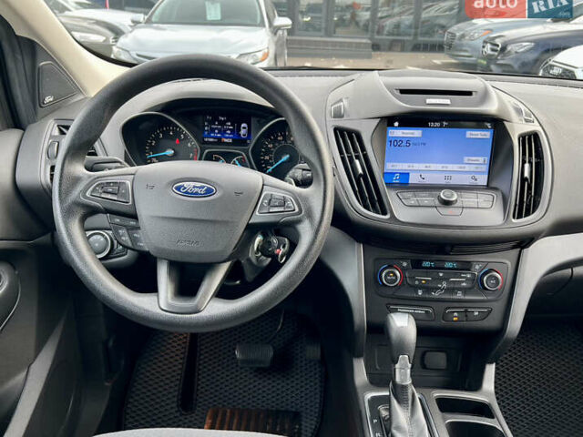 Черный Форд Эскейп, объемом двигателя 1.5 л и пробегом 187 тыс. км за 12000 $, фото 29 на Automoto.ua