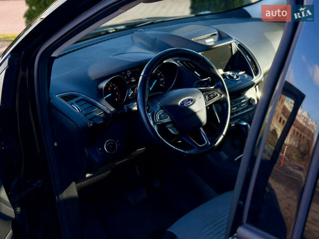 Чорний Форд Ескейп, об'ємом двигуна 1.5 л та пробігом 172 тис. км за 14350 $, фото 50 на Automoto.ua