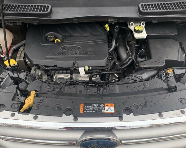 Черный Форд Эскейп, объемом двигателя 1.5 л и пробегом 112 тыс. км за 12900 $, фото 3 на Automoto.ua