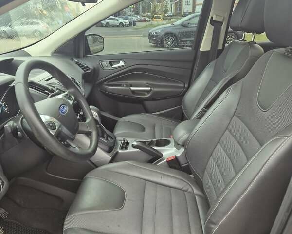 Форд Ескейп 2016 у Києві на Automoto.ua Чорний Форд Ескейп, об'ємом двигуна 2.49 л та пробігом 152 тис. км за 12700 $, фото 1 на Automoto.ua