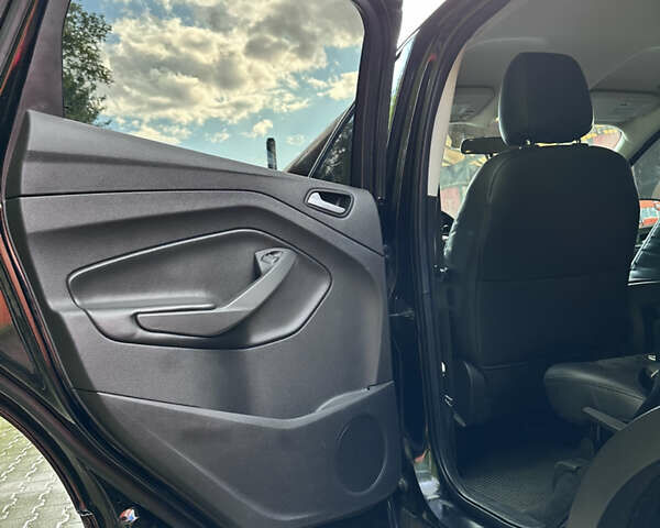 Чорний Форд Ескейп, об'ємом двигуна 2 л та пробігом 150 тис. км за 11500 $, фото 38 на Automoto.ua