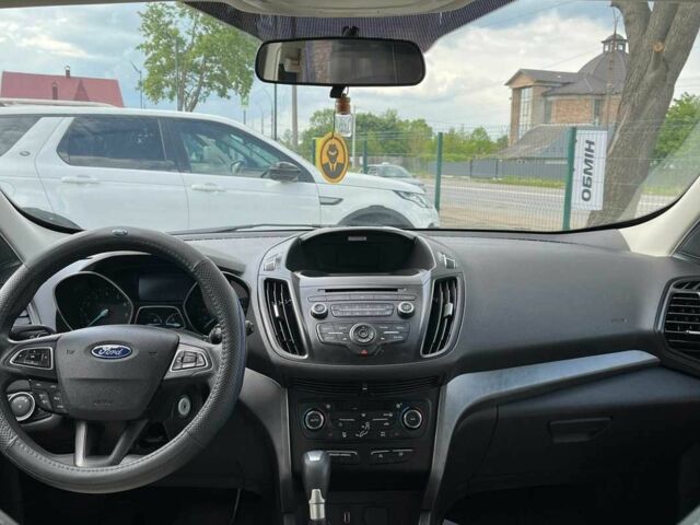 Черный Форд Эскейп, объемом двигателя 1.5 л и пробегом 128 тыс. км за 11999 $, фото 8 на Automoto.ua