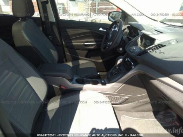 Черный Форд Эскейп, объемом двигателя 0 л и пробегом 155 тыс. км за 12400 $, фото 12 на Automoto.ua