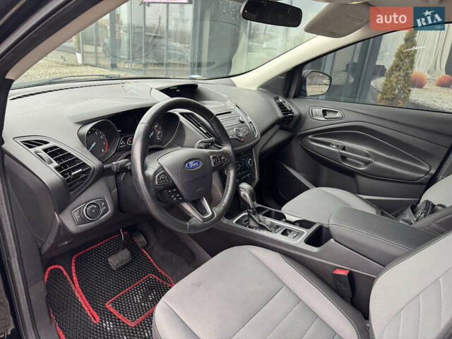 Черный Форд Эскейп, объемом двигателя 2.49 л и пробегом 177 тыс. км за 10500 $, фото 11 на Automoto.ua