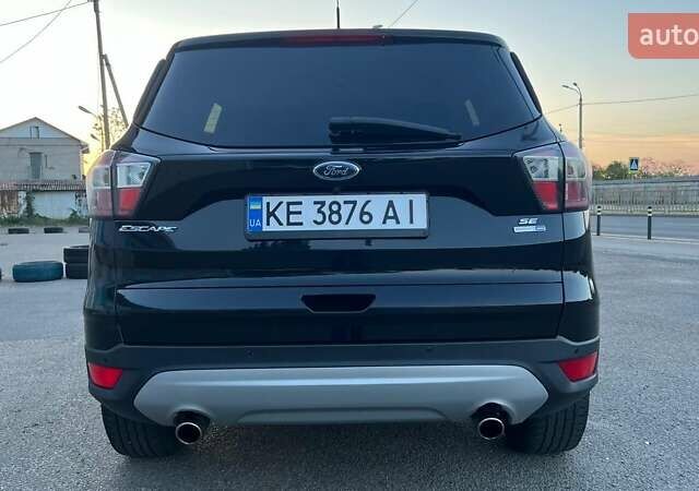 Чорний Форд Ескейп, об'ємом двигуна 1.5 л та пробігом 190 тис. км за 11300 $, фото 7 на Automoto.ua