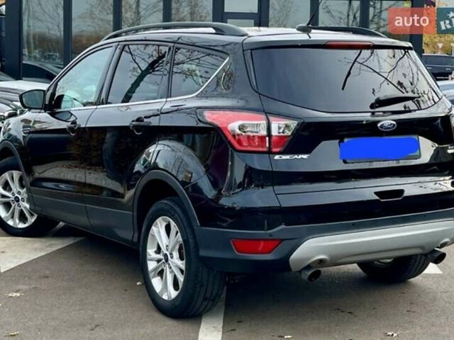 Черный Форд Эскейп, объемом двигателя 1.5 л и пробегом 187 тыс. км за 11700 $, фото 5 на Automoto.ua