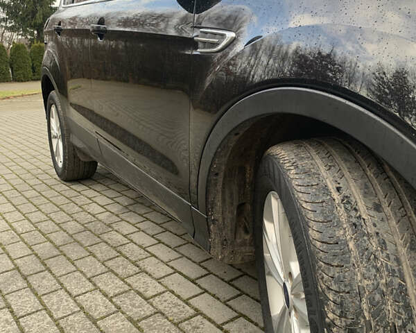 Черный Форд Эскейп, объемом двигателя 1.5 л и пробегом 112 тыс. км за 12900 $, фото 2 на Automoto.ua