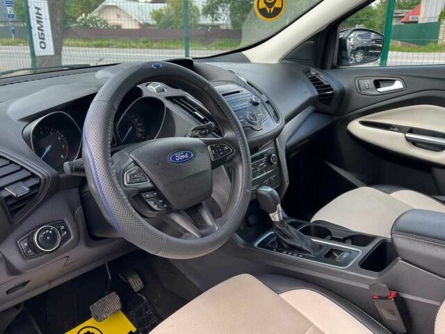 Черный Форд Эскейп, объемом двигателя 1.5 л и пробегом 128 тыс. км за 11999 $, фото 6 на Automoto.ua