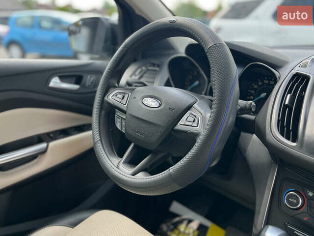 Черный Форд Эскейп, объемом двигателя 1.5 л и пробегом 128 тыс. км за 11999 $, фото 26 на Automoto.ua