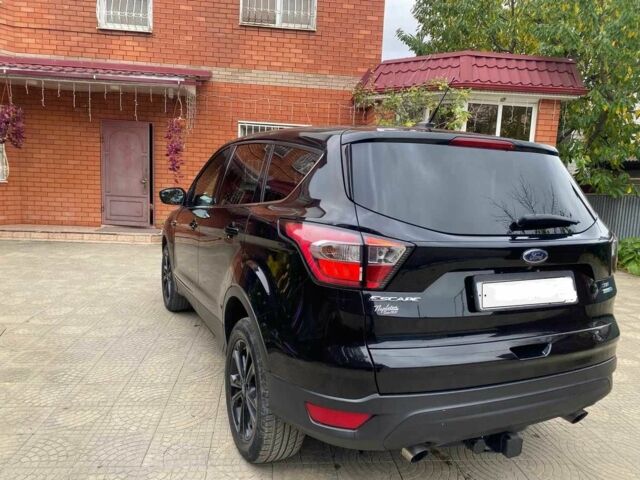 Чорний Форд Ескейп, об'ємом двигуна 1.5 л та пробігом 80 тис. км за 13500 $, фото 3 на Automoto.ua