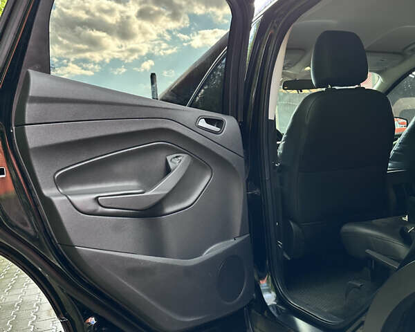 Чорний Форд Ескейп, об'ємом двигуна 2 л та пробігом 150 тис. км за 11500 $, фото 43 на Automoto.ua